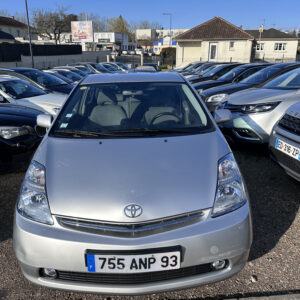 TOYOTA PRIUS 110h 10ème Anniversaire