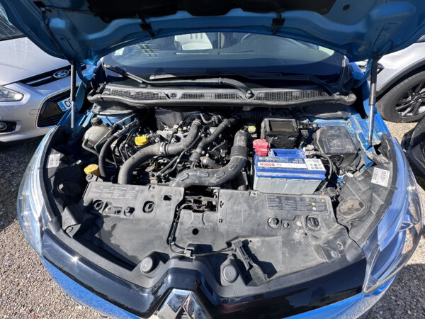 Renault Captur Zen EDC – Image 17
