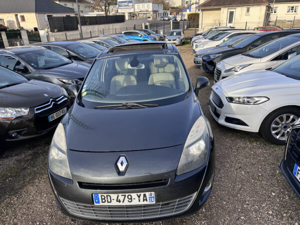 Renault Grand Scenic Jade