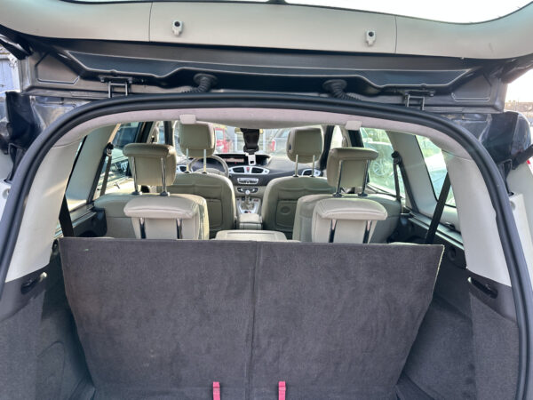 Renault Grand Scenic Jade – Image 9