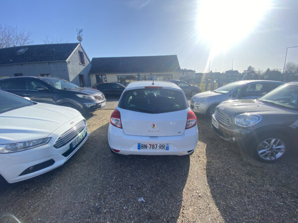 Renault Clio GENERIQUE EURO 5 – Image 5