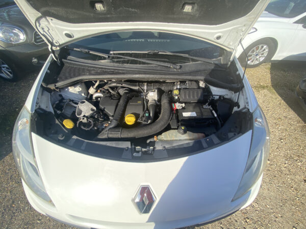 Renault Clio GENERIQUE EURO 5 – Image 15