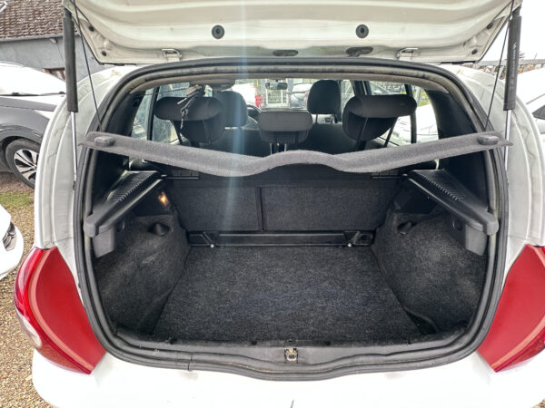 Renault Clio Campus Authentique – Image 12