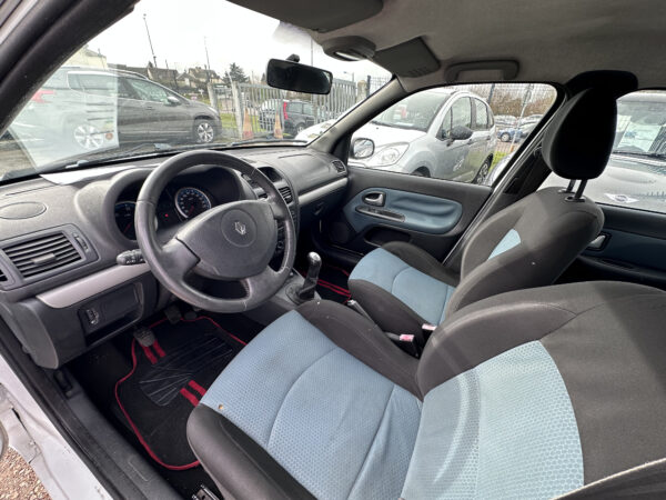 Renault Clio Campus Authentique – Image 13