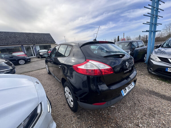 Renault Megane Authentique Euro 5 – Image 8