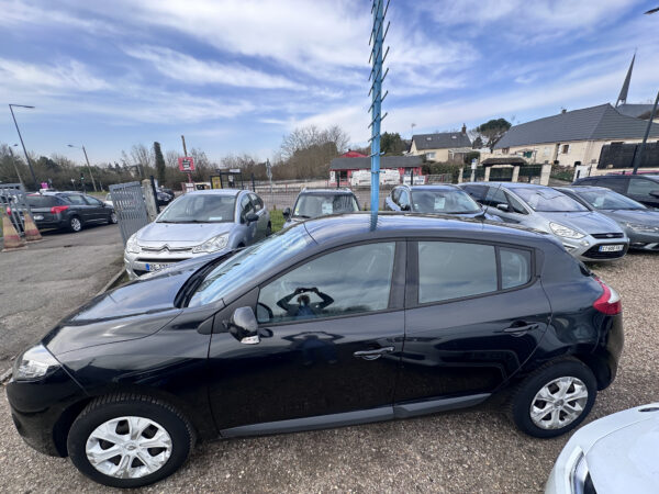 Renault Megane Authentique Euro 5 – Image 9
