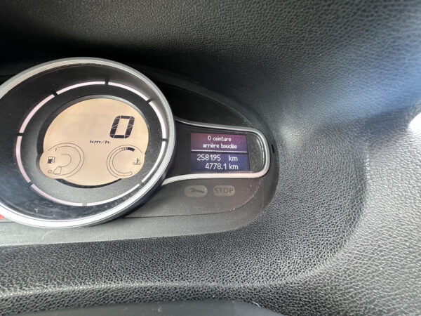 Renault Megane Authentique Euro 5 – Image 16