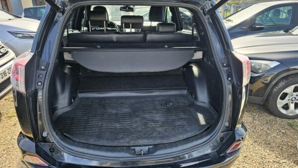Toyota RAV 4 Dynamic Business – Image 4