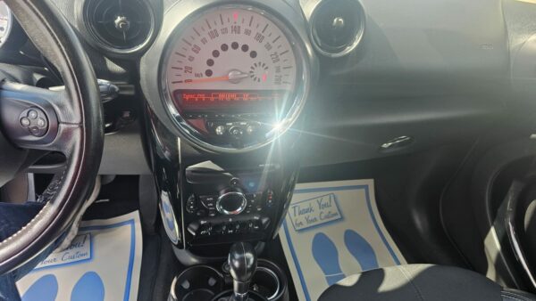 MINI Cooper Cooper A – Image 12