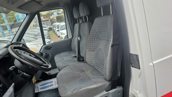 Ford Transit – Image 12