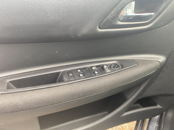 CITROEN C4 – Image 11