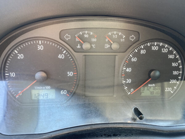 Volkswagen Polo – Image 13