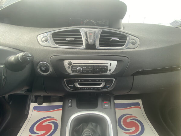 RENAULT SCENIC III – Image 13